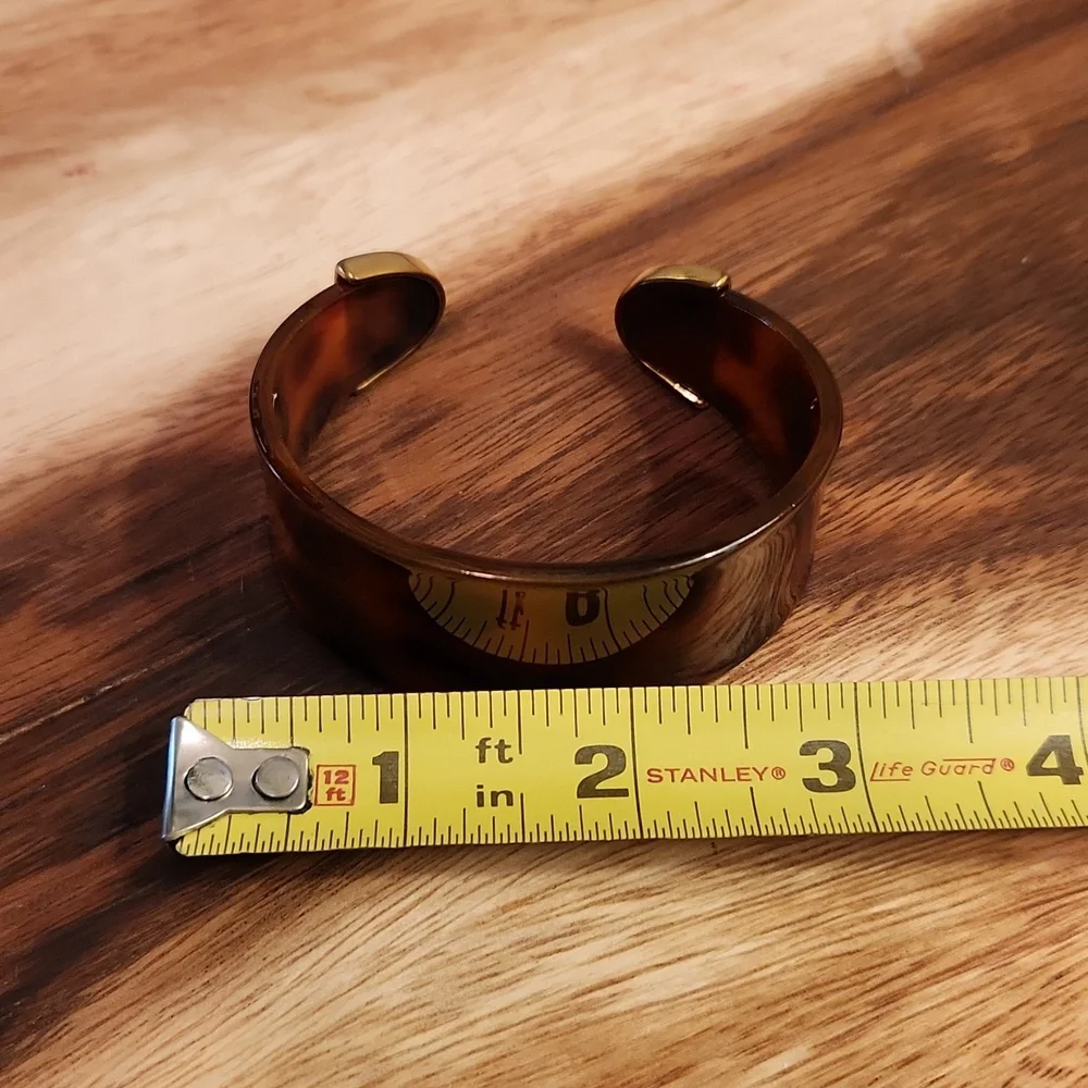 🚦3for$15🚦Vintage Faux Tortoise Shell and Gold Animal Print Cuff Bracelet